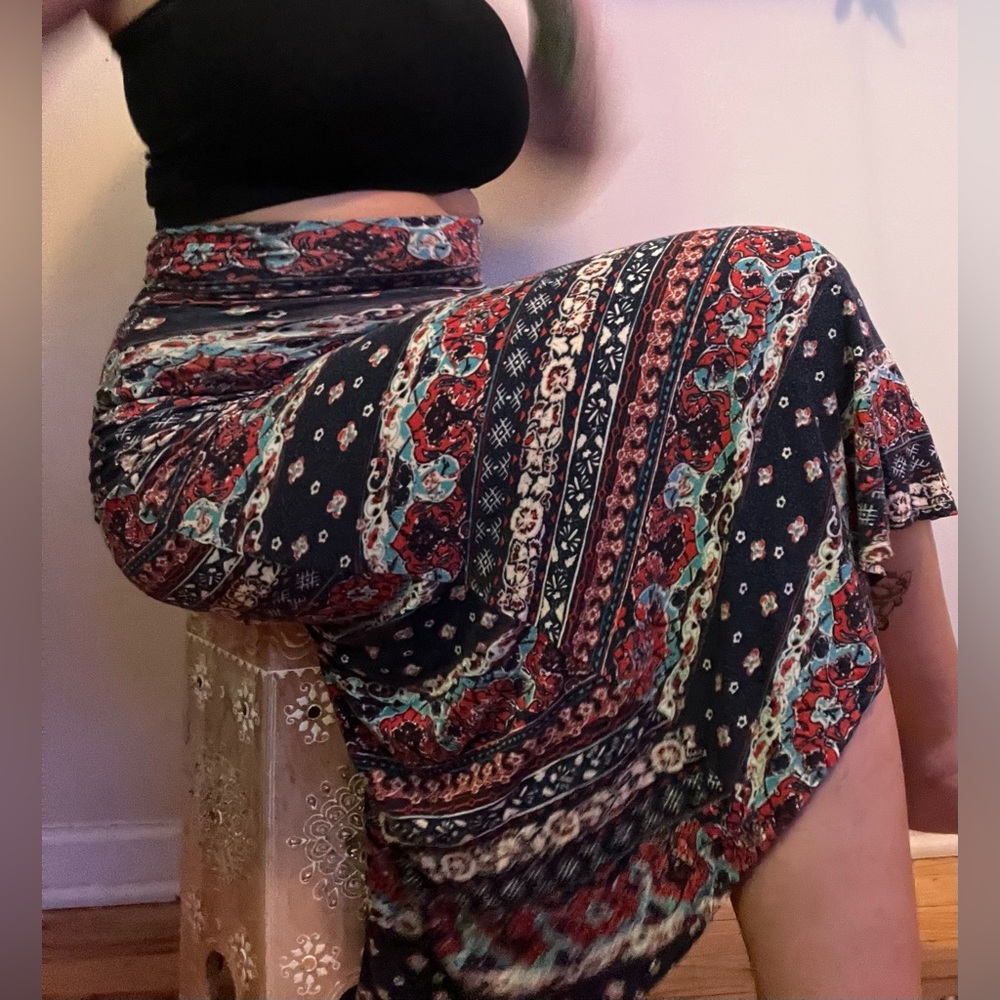 Women’s Maxi Skirt - Size Small